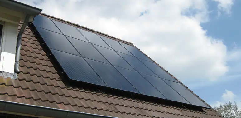 All-black of mono-perc panelen